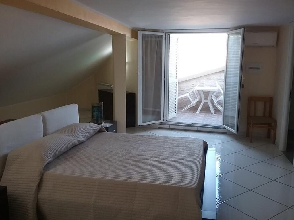 La Stanza Di Villa Sara Civitavecchia Exterior foto